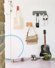 Load image into Gallery viewer, woow-verba-appendino-muro-wall-hanger-01