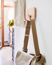 Load image into Gallery viewer, woow-verba-appendino-muro-wall-hanger-05