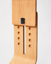 Load image into Gallery viewer, woow-ercolino-sgabello-ergonomico-ondulato-ergonomic-wavy-stool-02
